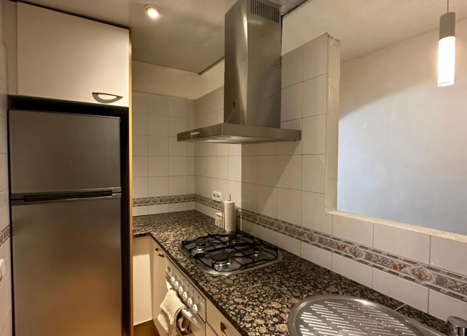 Rooms In Spacious Apartment In City Center Barcelona Spain